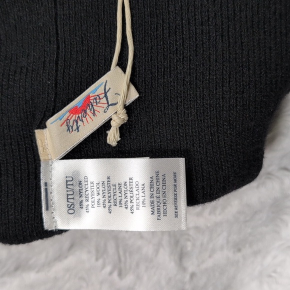 484. Faherty Core Logo Beanie | Color: Black - Picture 4 of 4